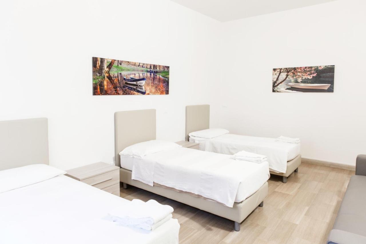 In Fiera 5 Appartmento Fronte Fiera Apartment *